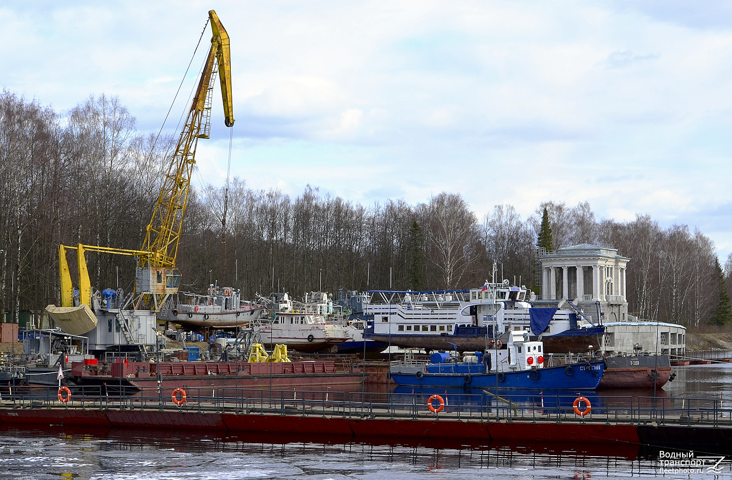 869, Т-114, ВБ-4, Местный, Ровесник, Строгий