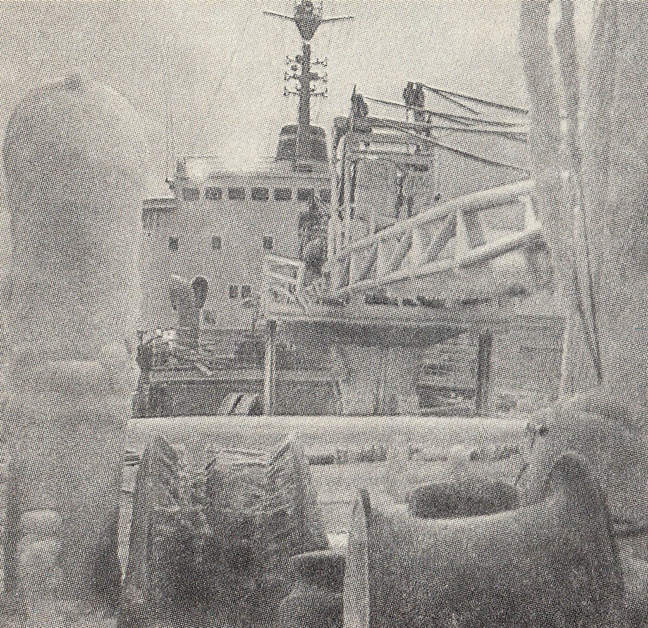Unidentified ships, Книги, фотоальбомы и периодические издания
