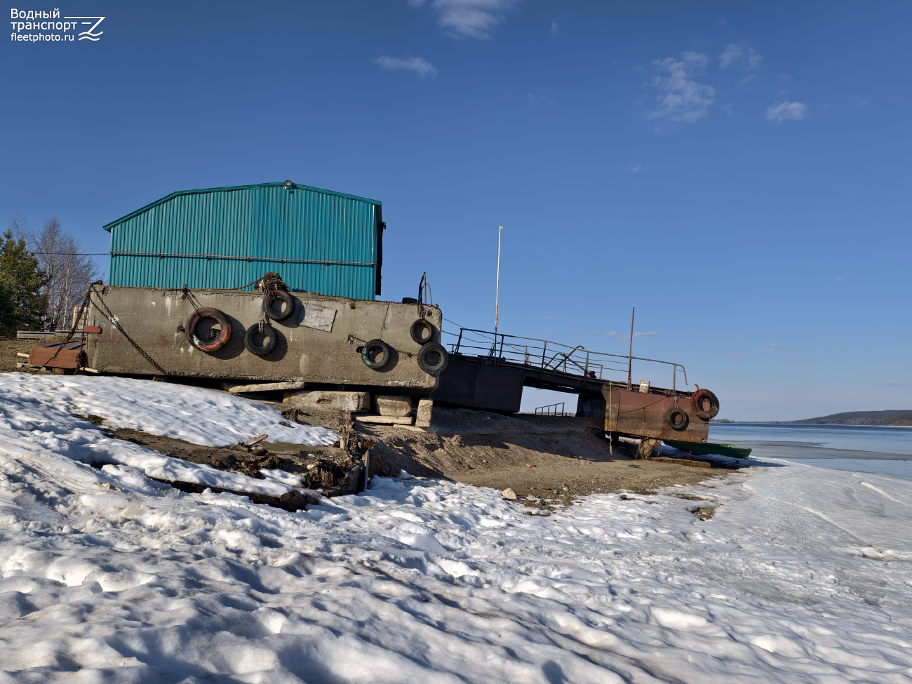 Понтон-24