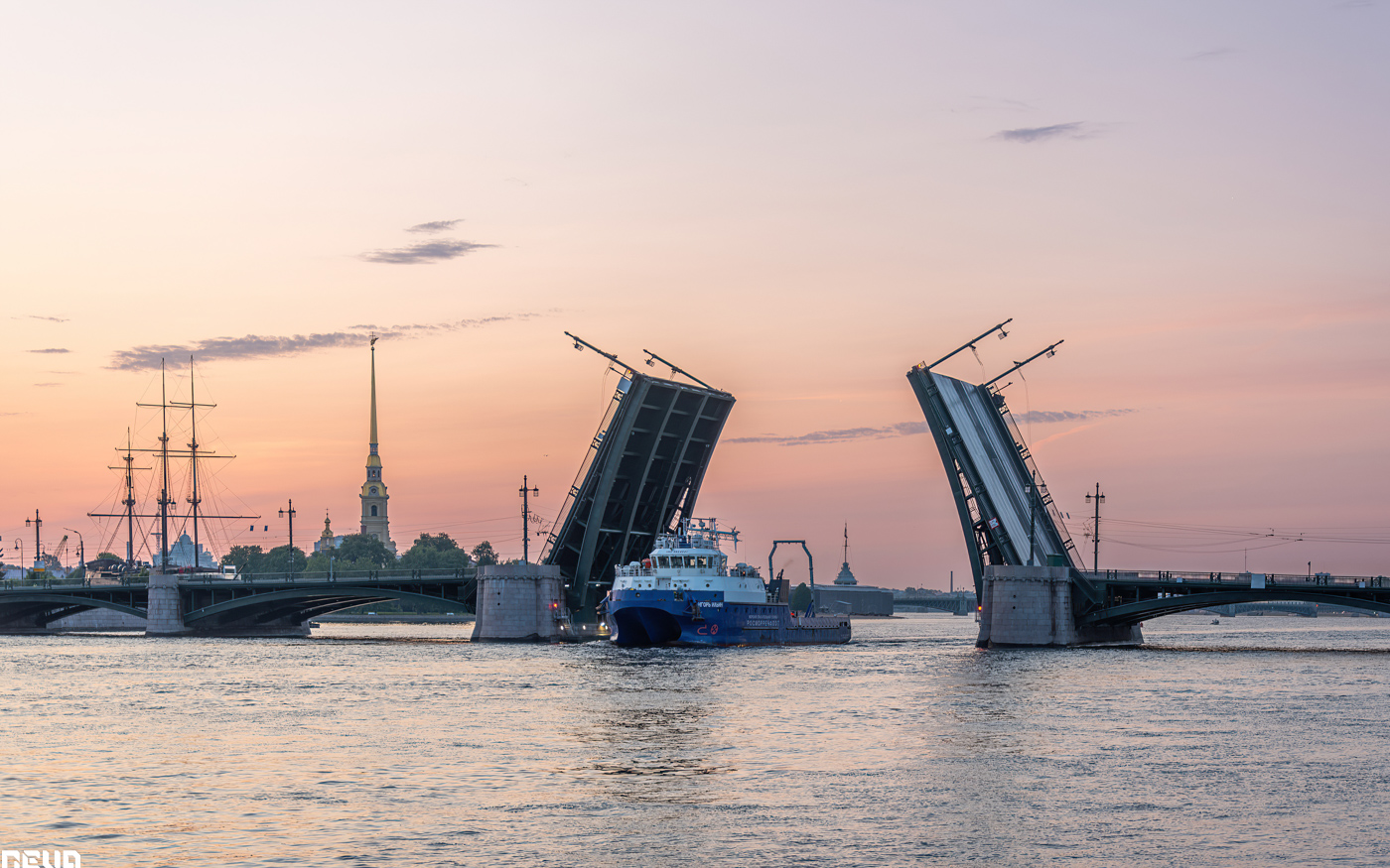 Игорь Ильин. Санкт-Петербург, Neva River
