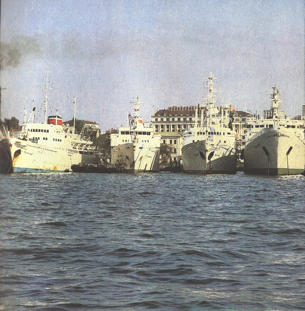 Приамурье. Книги, фотоальбомы и периодические издания, USSR - Far Eastern Basin