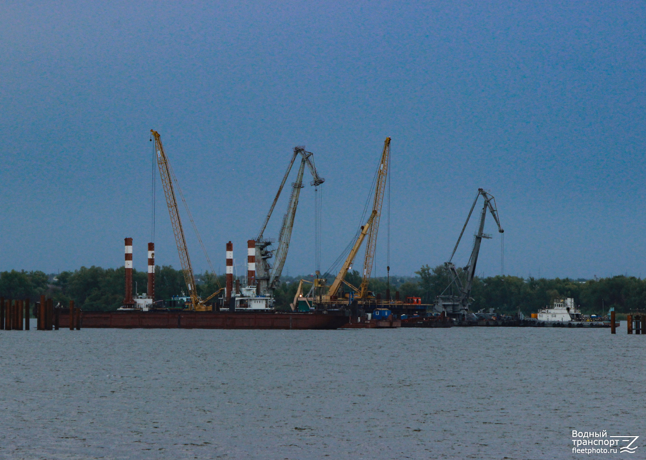 7673, 3701, БМС-4149, ПК-55, Плавкран-1570, Онежец