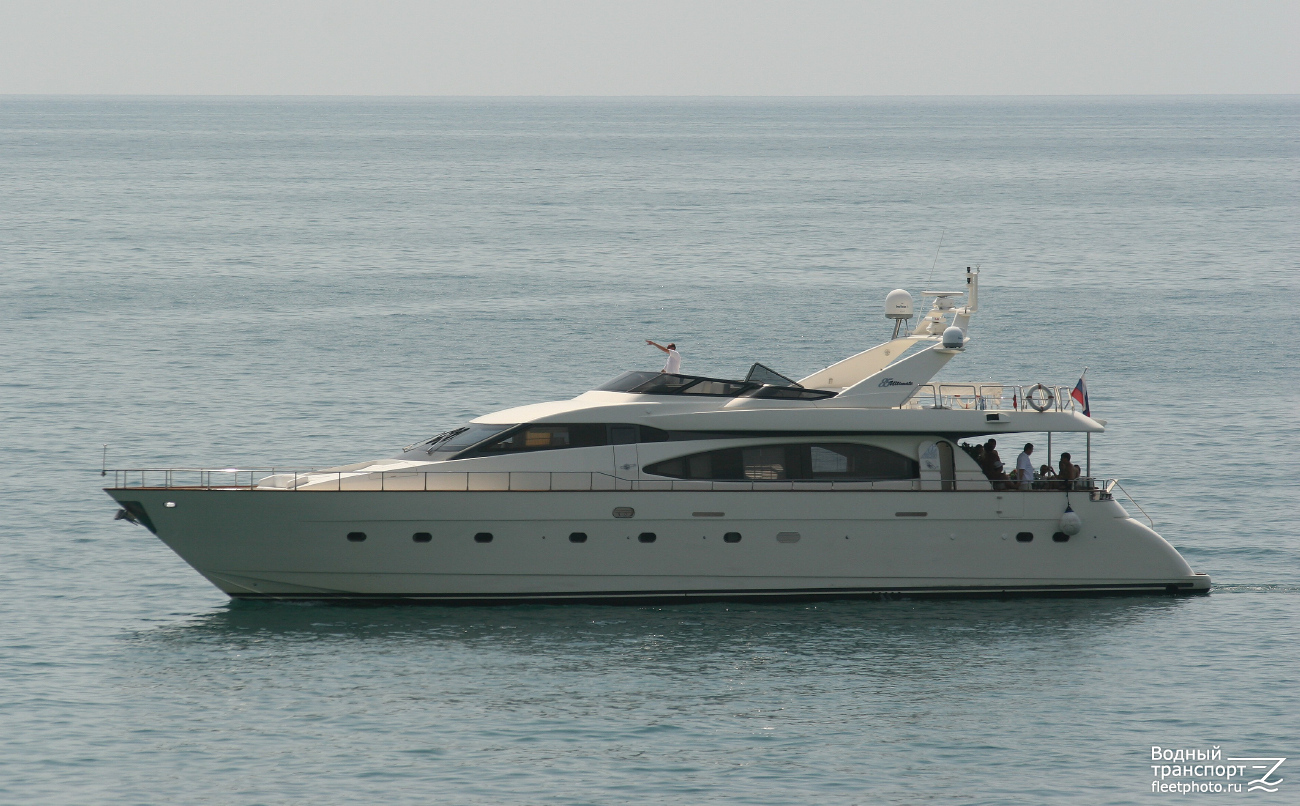 Неопознанная яхта- Azimut 85 Ultimate
