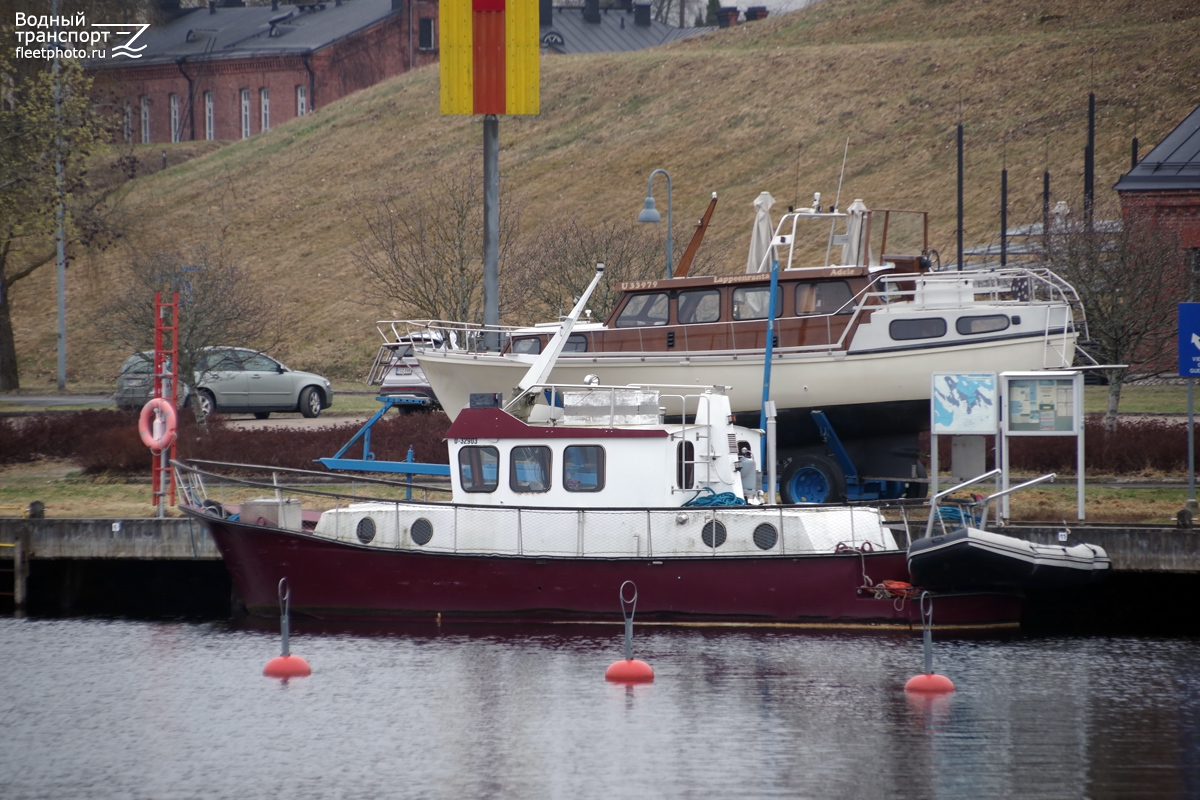 U-32903, Adele