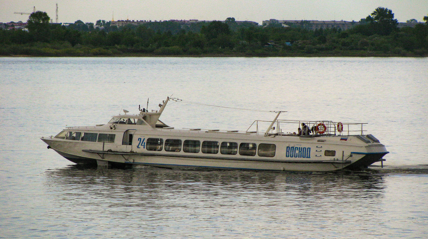 Восход-24