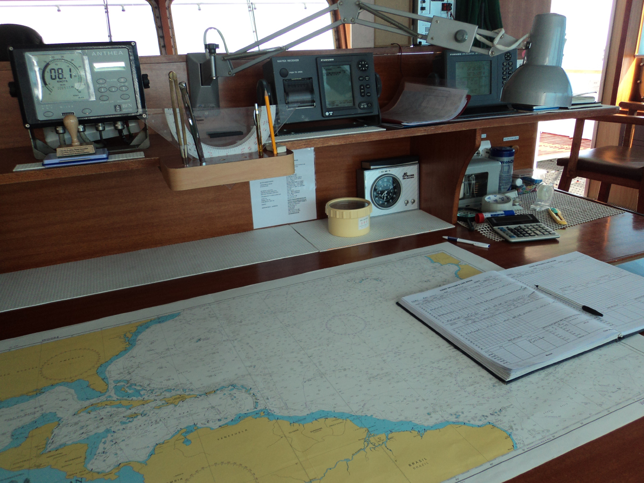 BBC Ocean. Wheelhouses, Control panels