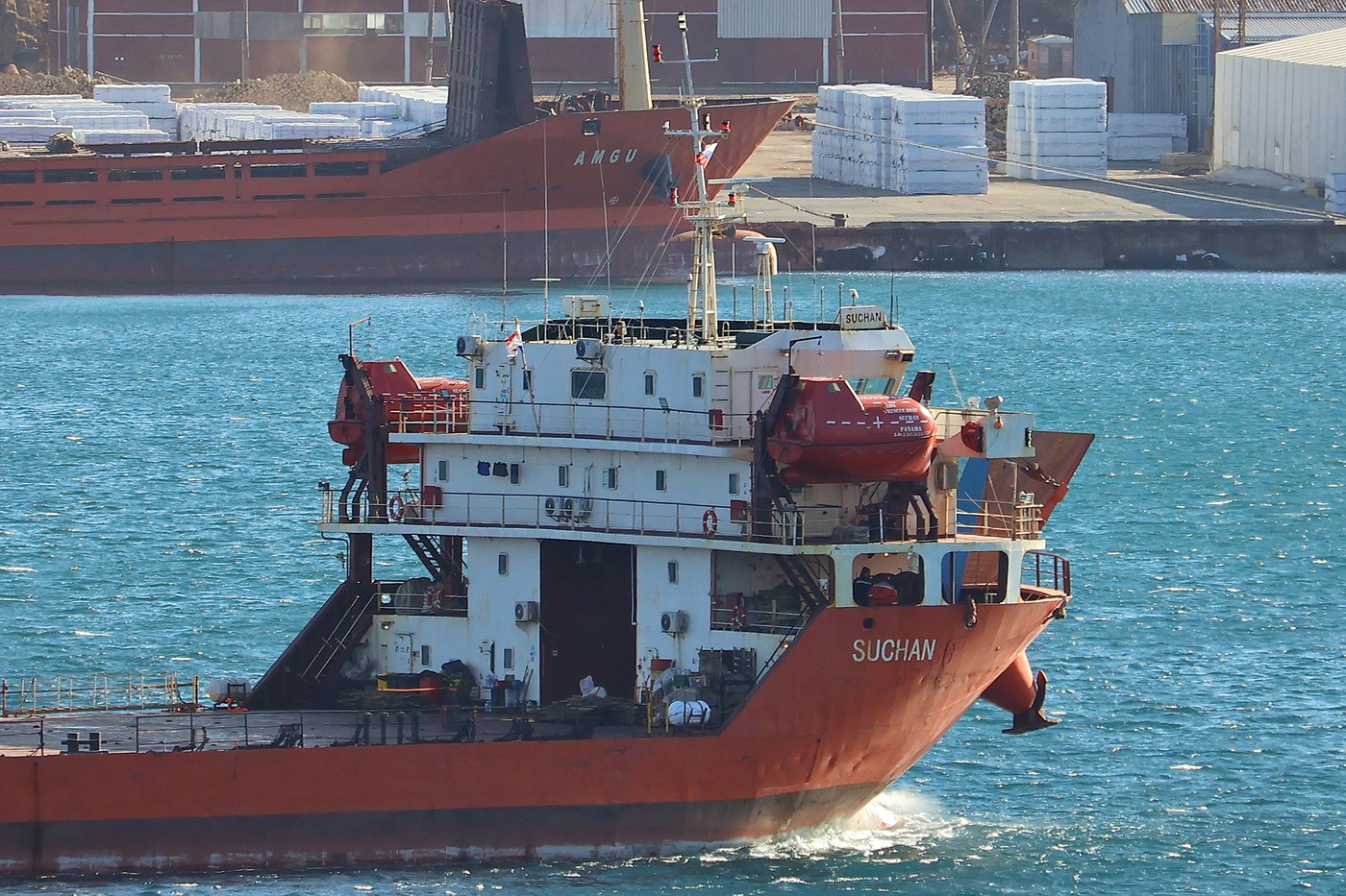 Suchan. Vessel superstructures
