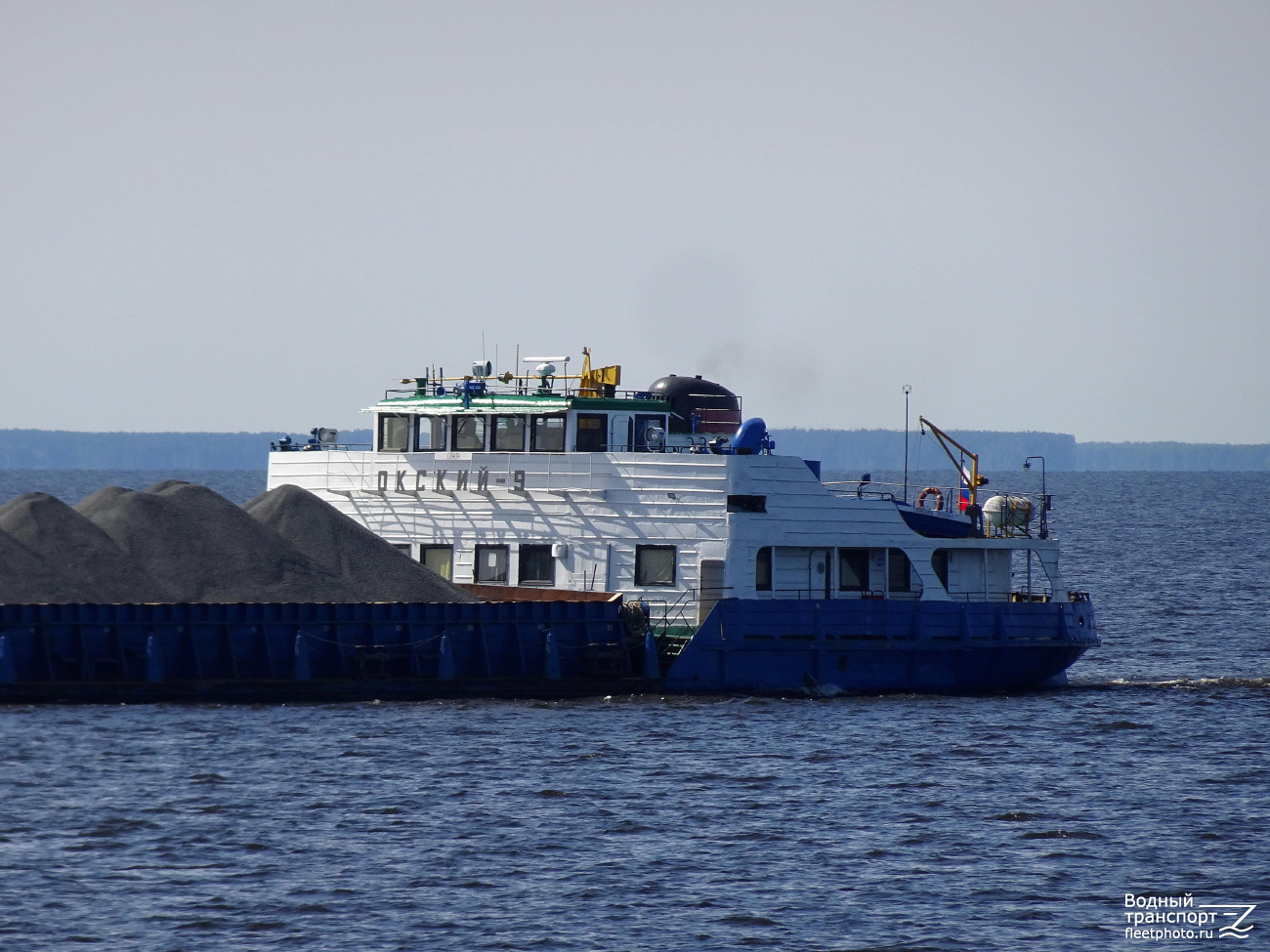 Окский-9. Vessel superstructures