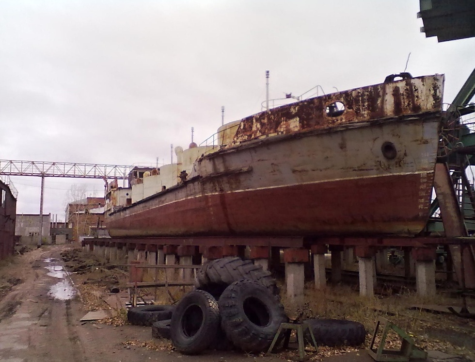 Unidentified ships