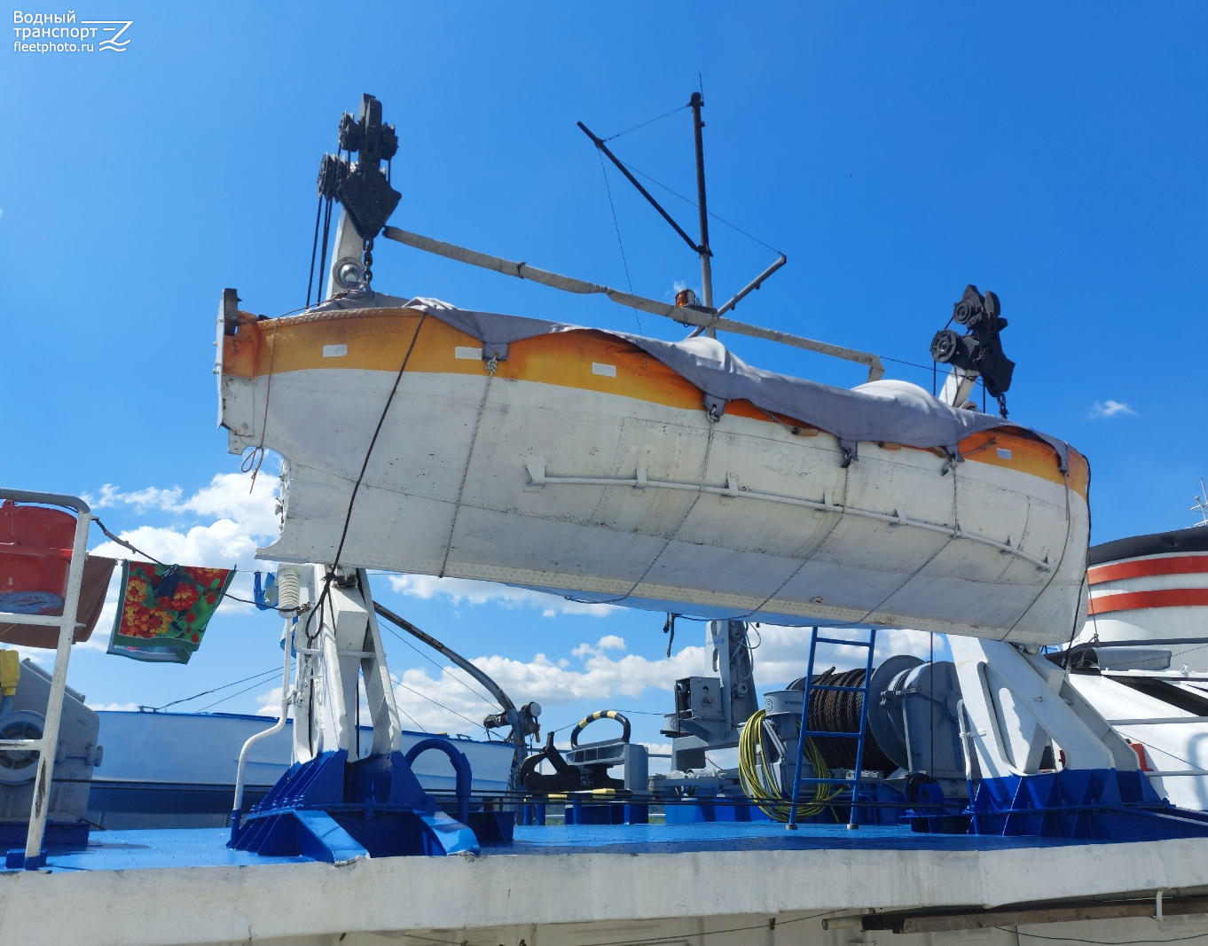 Дунайский-50. Lifeboats