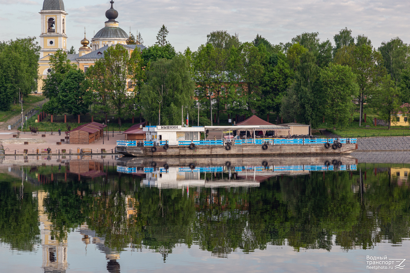 Дебаркадер-1230