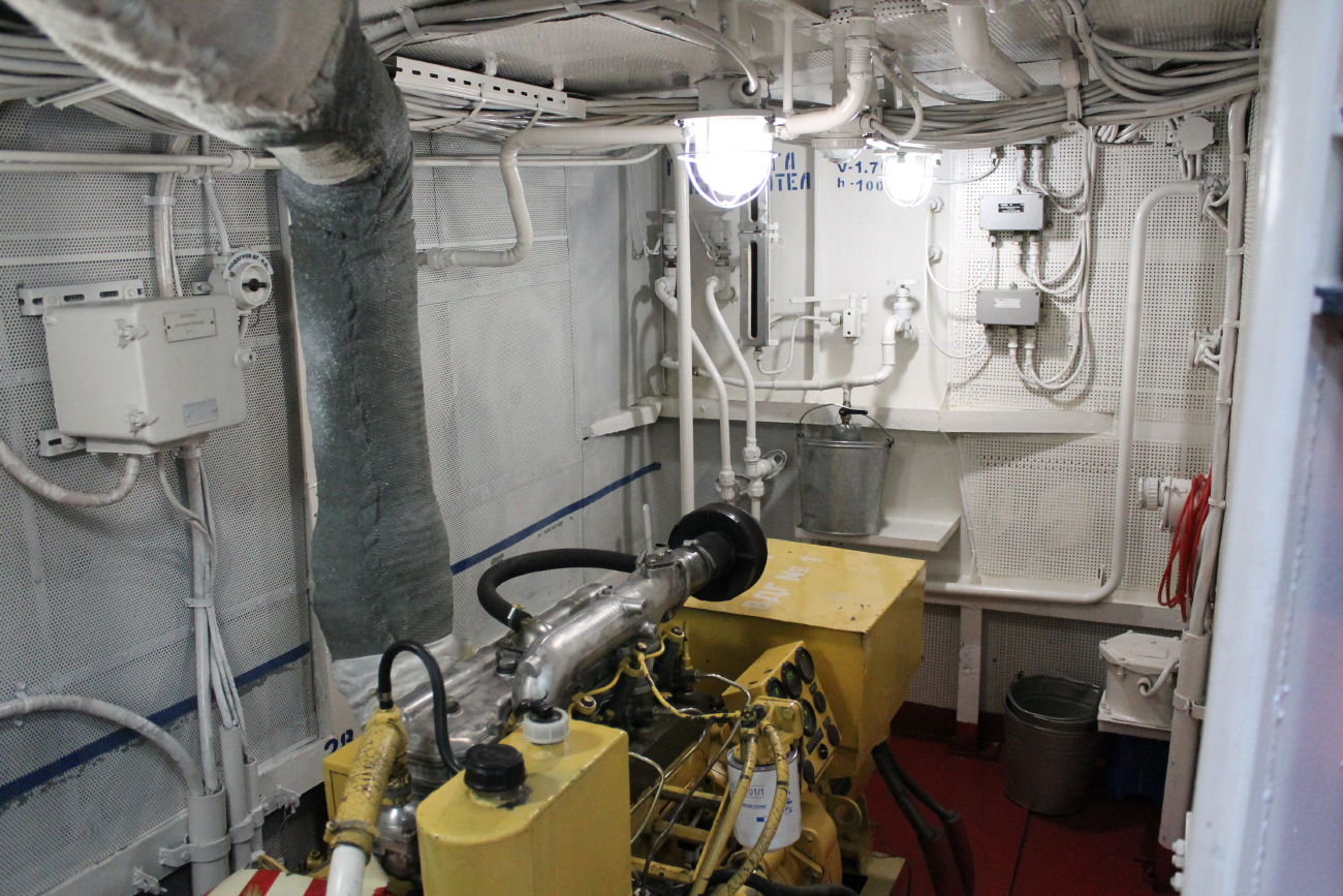 РТ-712. Engine Rooms