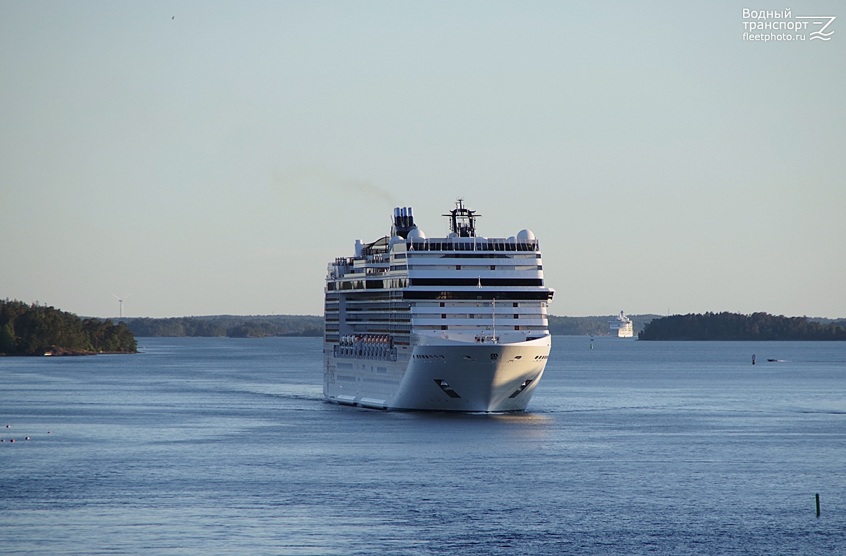 MSC Magnifica