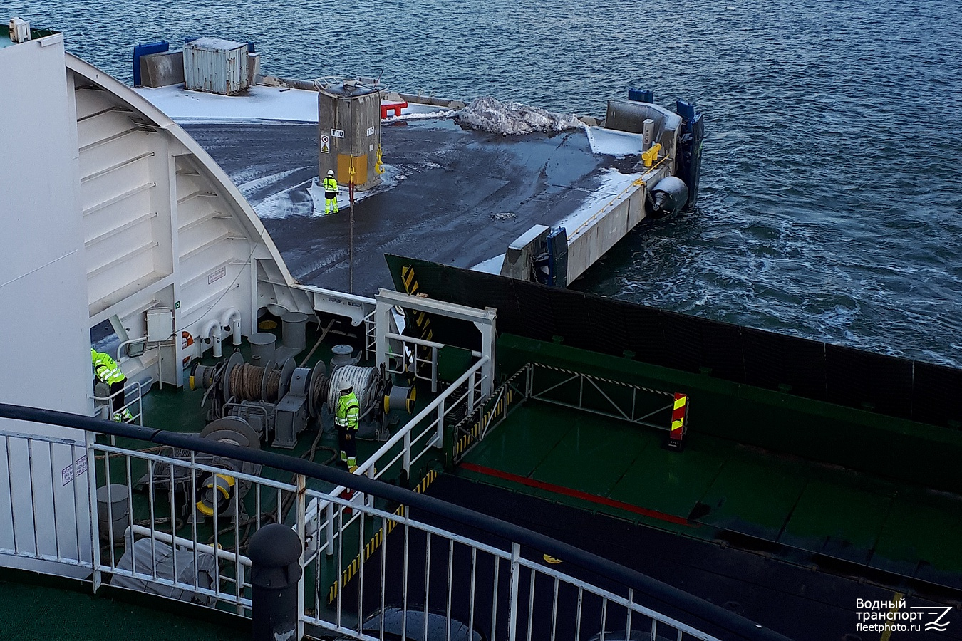 Star. Elements and details, Deck views