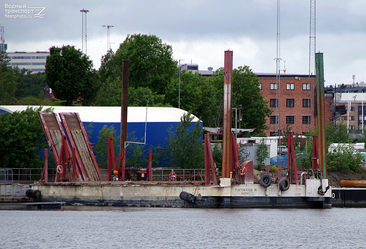 Ponton Kran 16