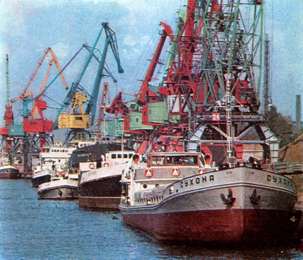 Сухона. Unidentified ships, Книги, фотоальбомы и периодические издания
