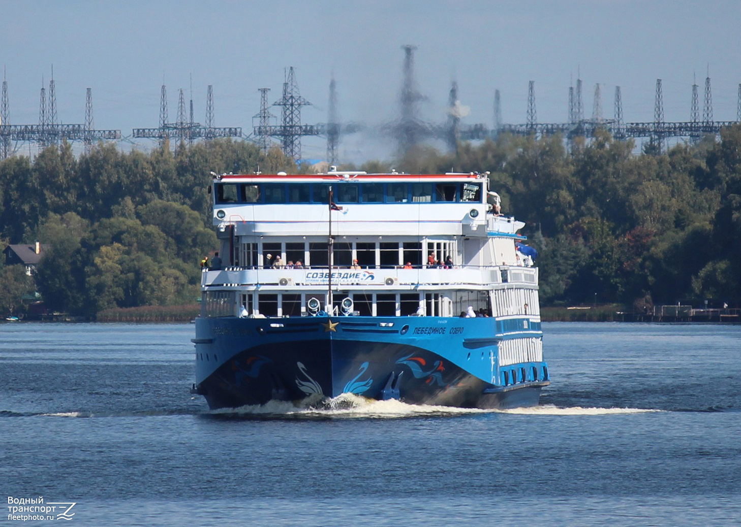 Лебединое Озеро