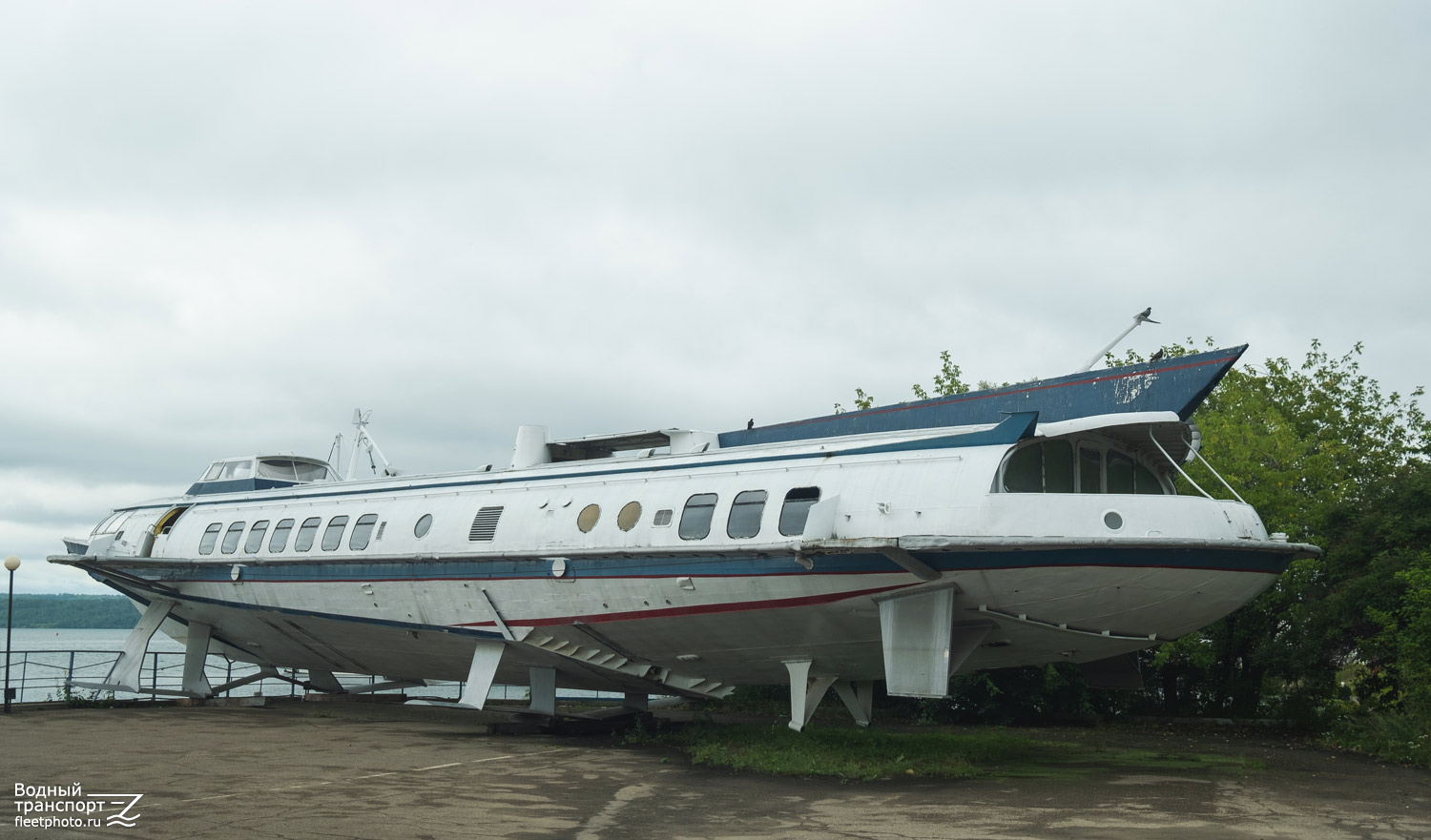 Комета-4