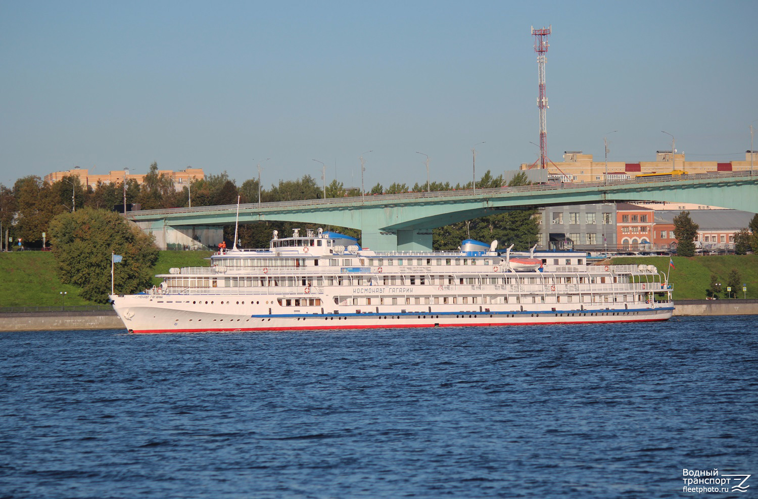 Космонавт Гагарин