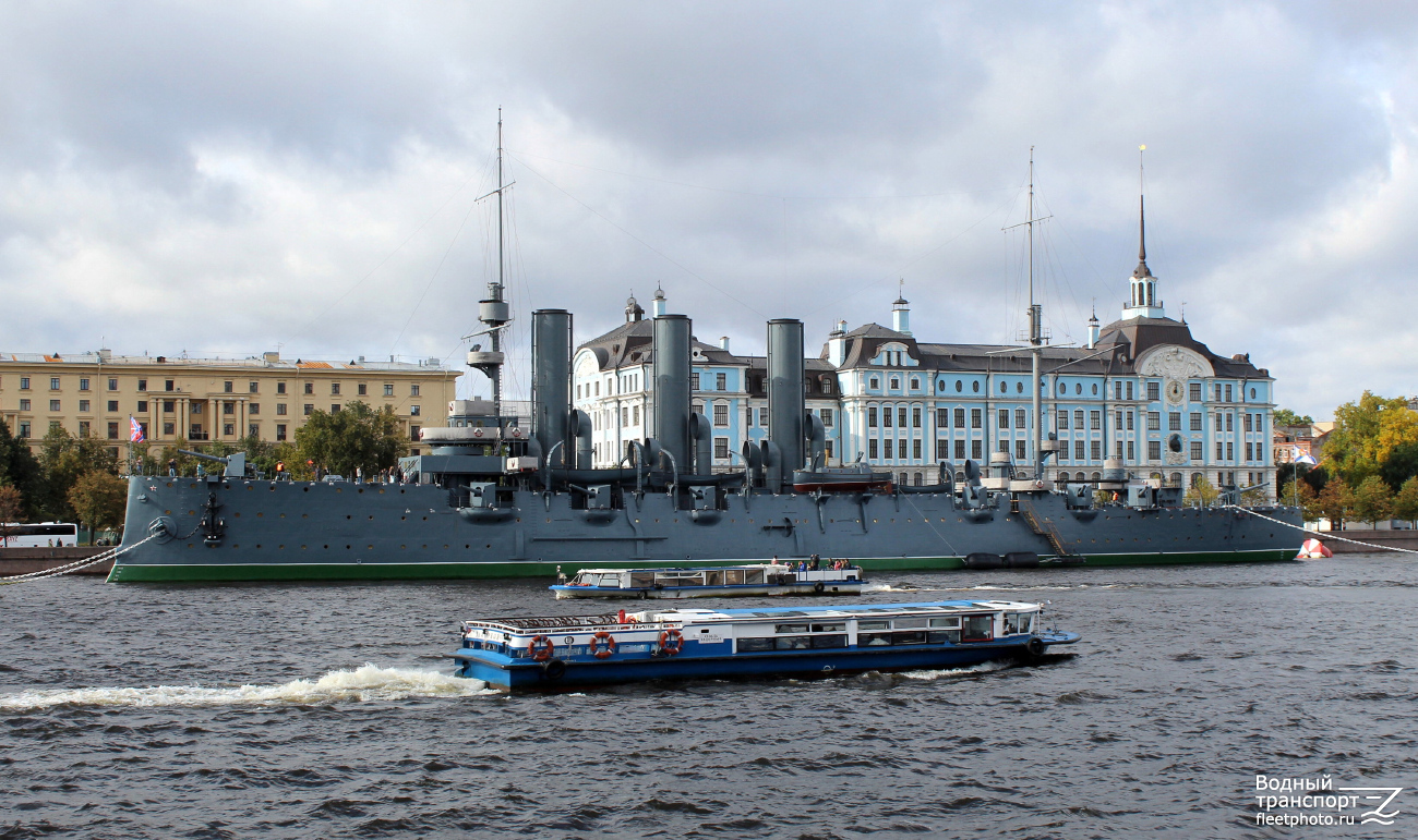 Аврора, Фонтанка, Задорный