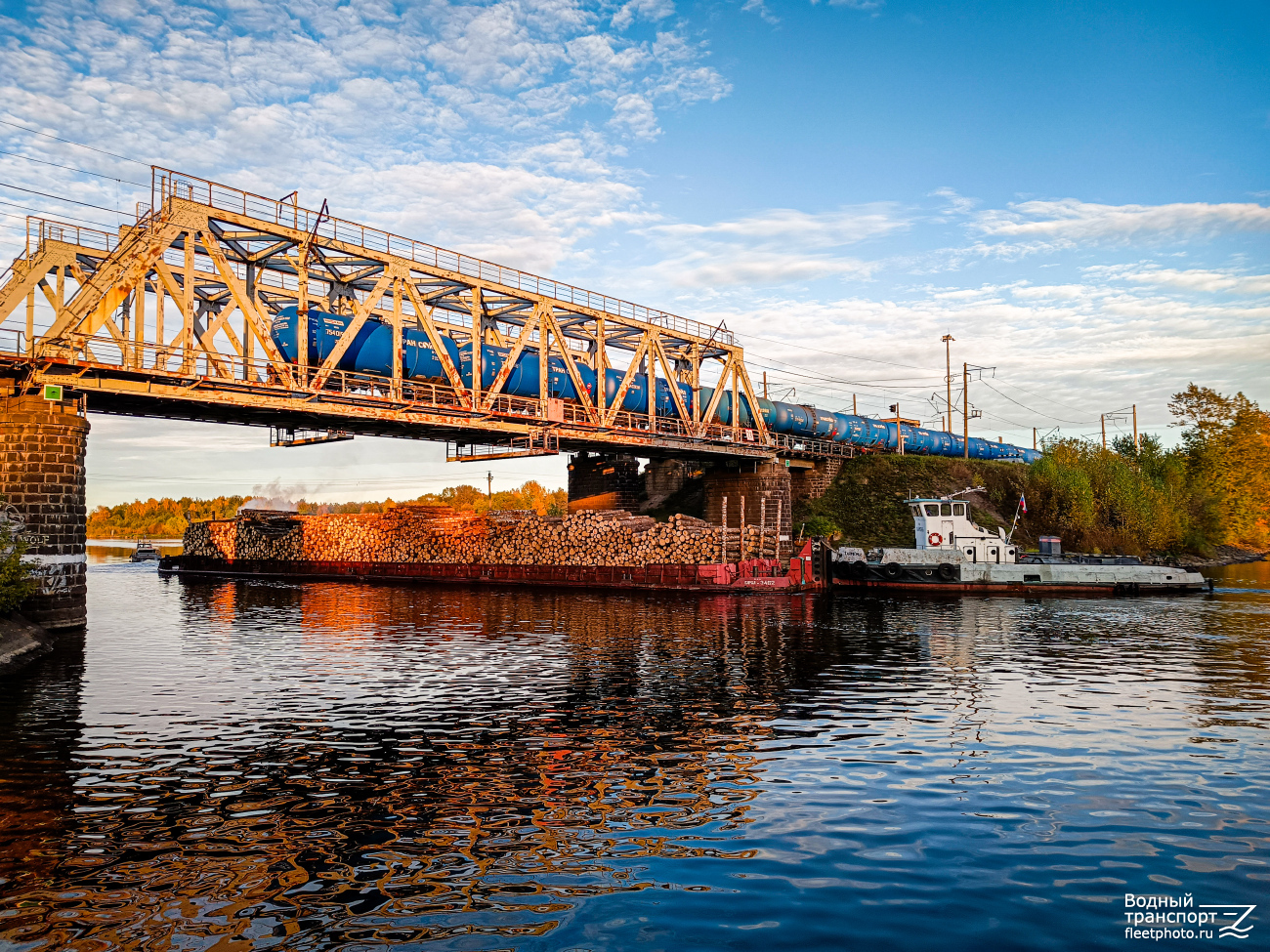 Баржа № 3462, Таймень