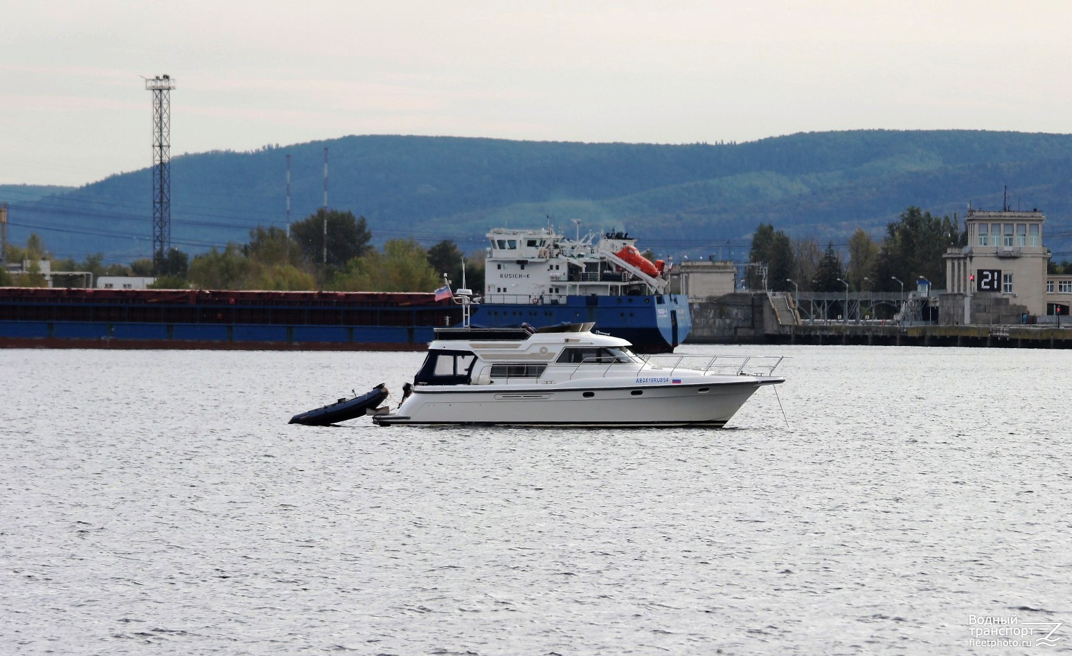 AB 26 16 RUS 64