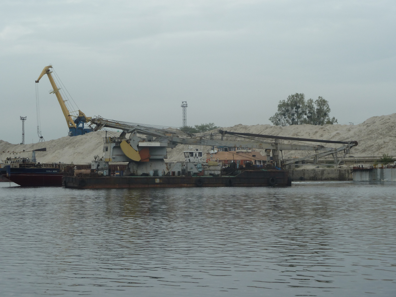 БТ-427, СПК-1, Perla Nera