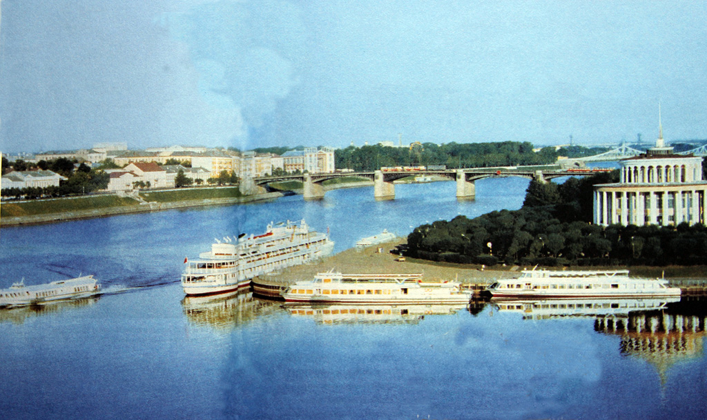 Москва-5. Тверь, Книги, фотоальбомы и периодические издания