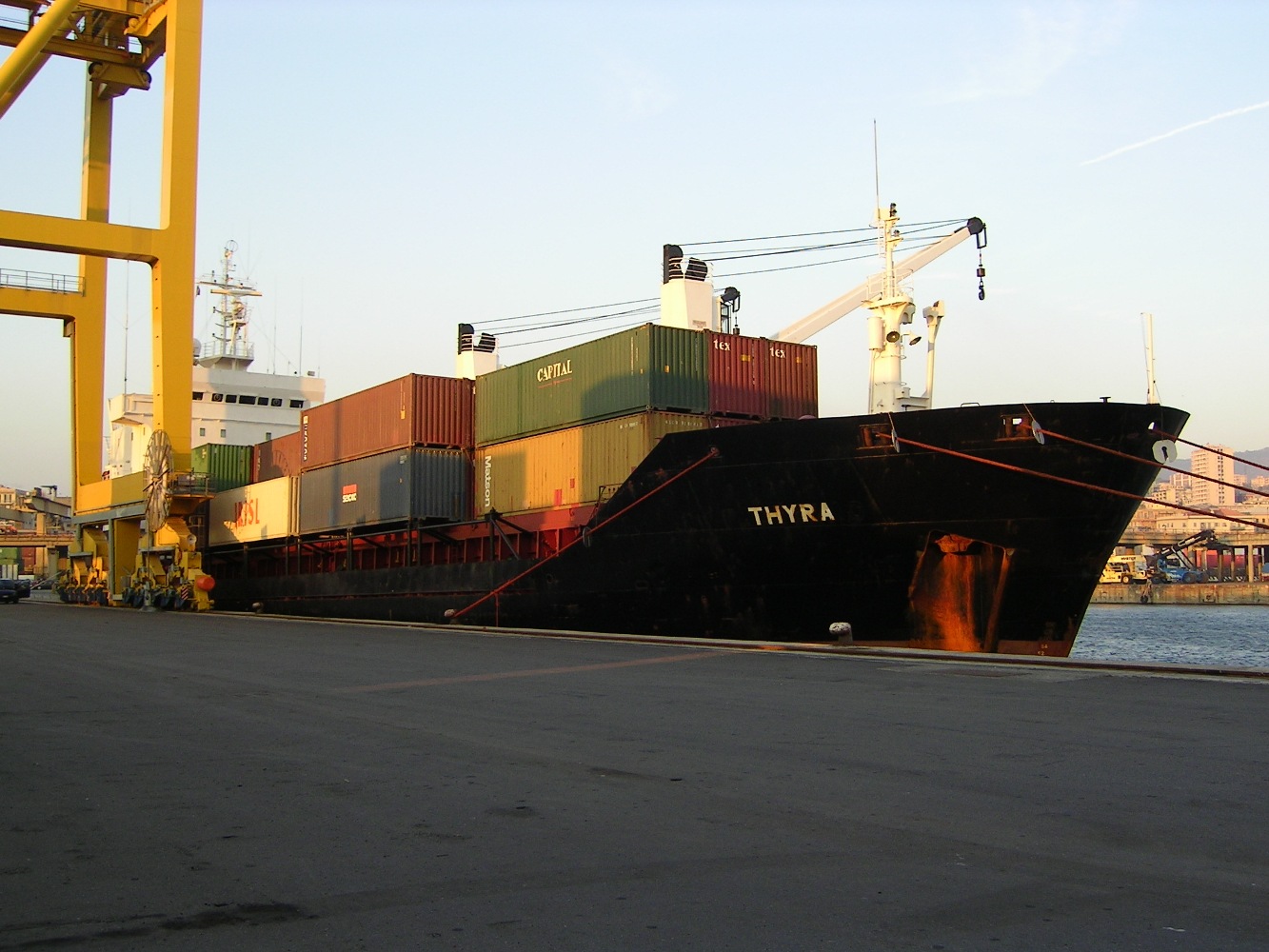 Thyra