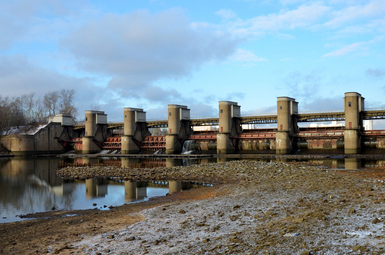 Перервинский гидроузел (шлюзы № 10 КиМ и № 11 КиМ), Moskva River