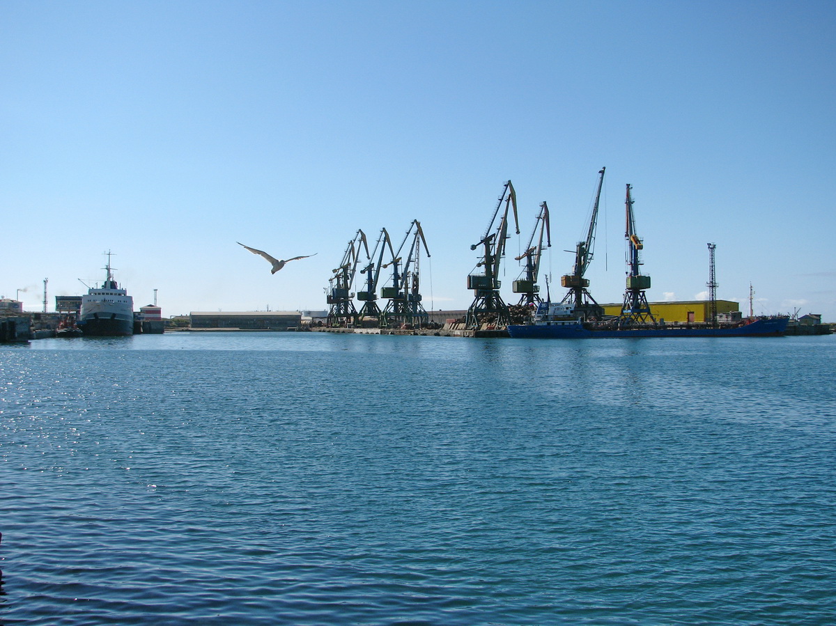 Холмск