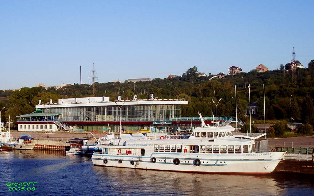 Московский-20