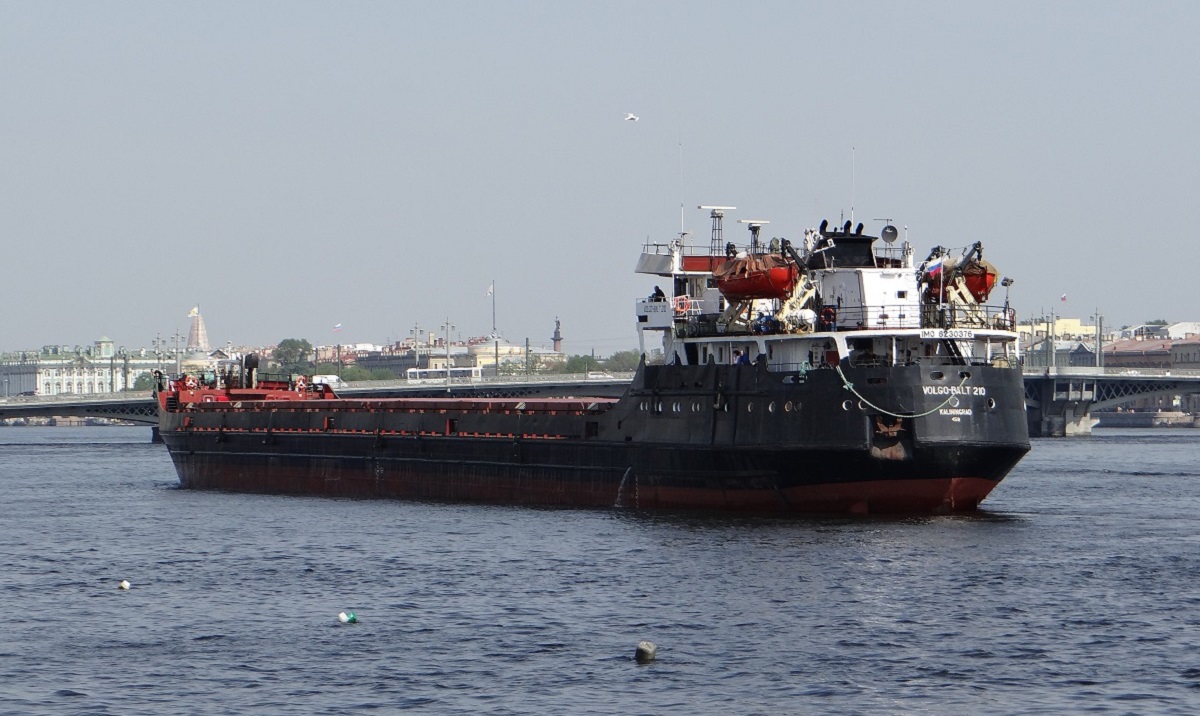 Волго-Балт 210