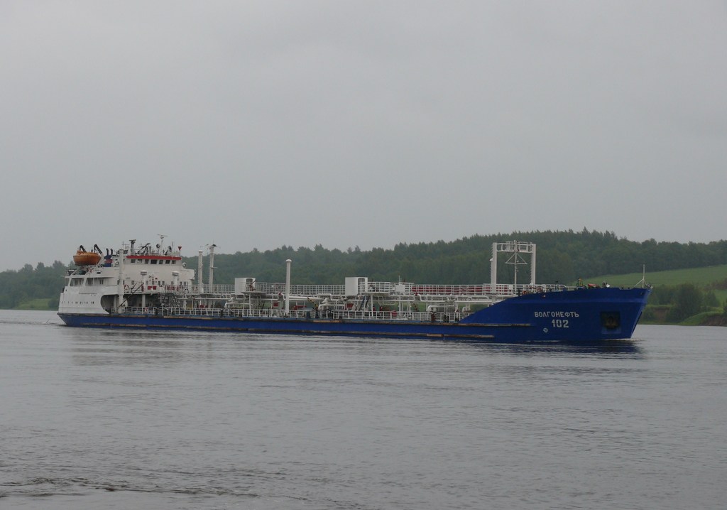 Волгонефть-102