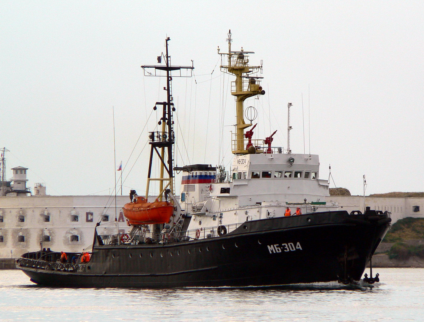 МБ-304