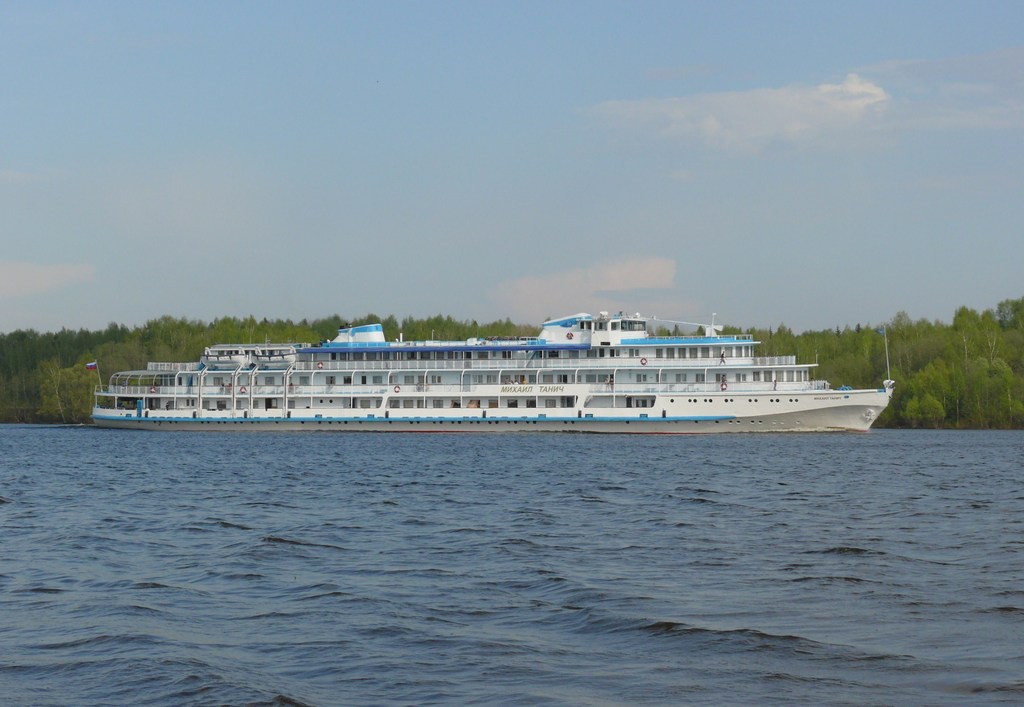 Михаил Танич