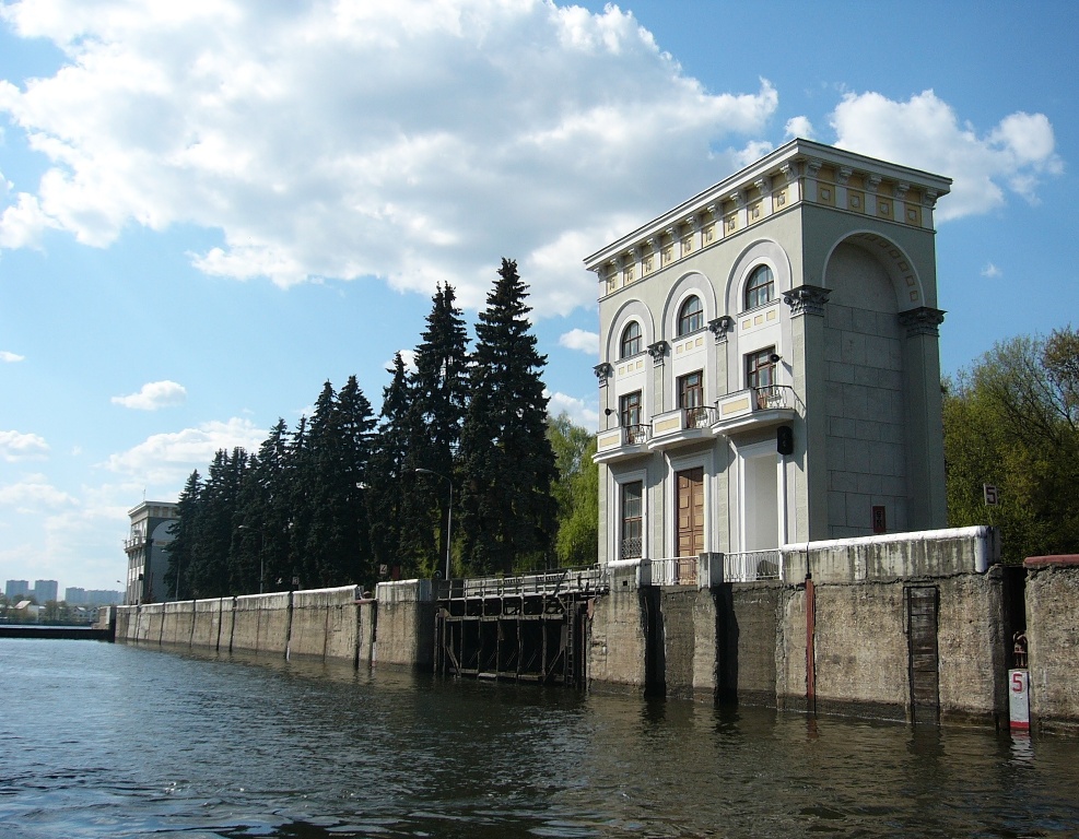 Карамышевский гидроузел (шлюз № 9 КиМ)