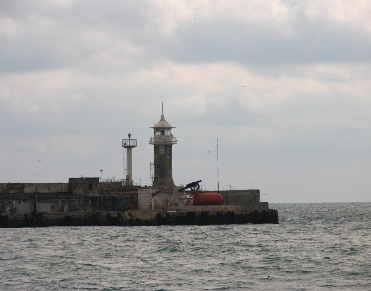 Ялта, Lighthouses