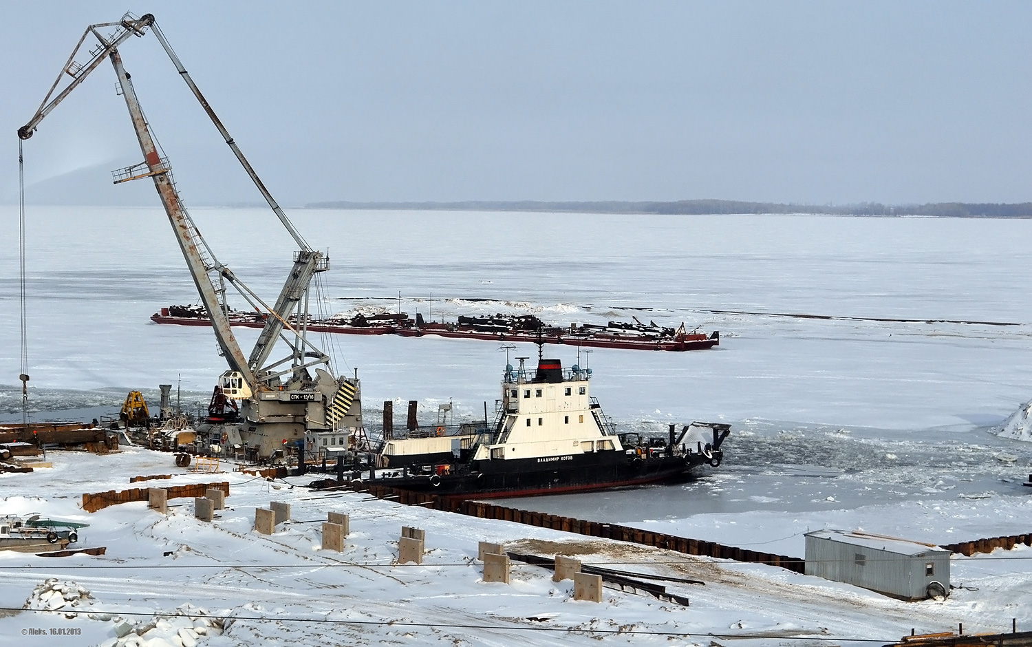 Спк 13. Буксировка плавучего крана РТ.