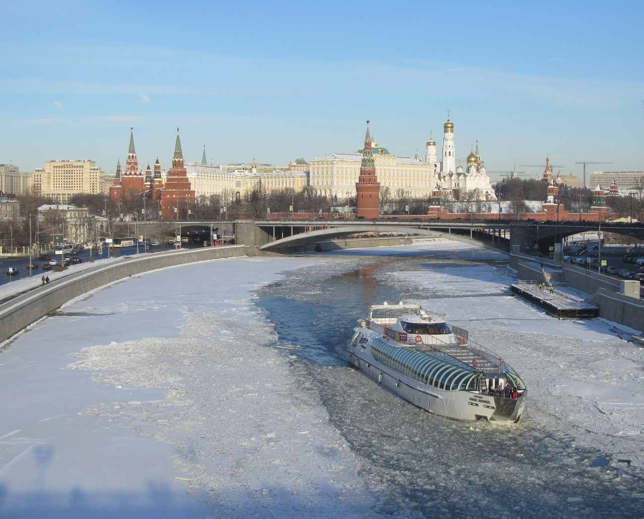 москва река зимой