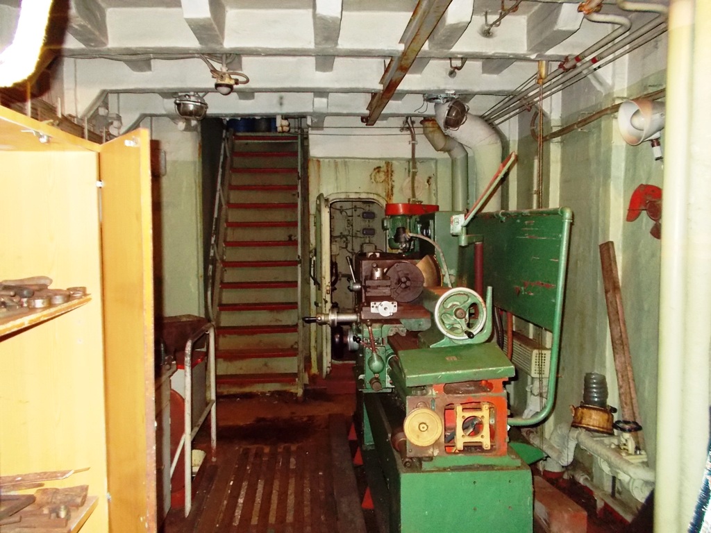 Плавдок-455. Engine Rooms
