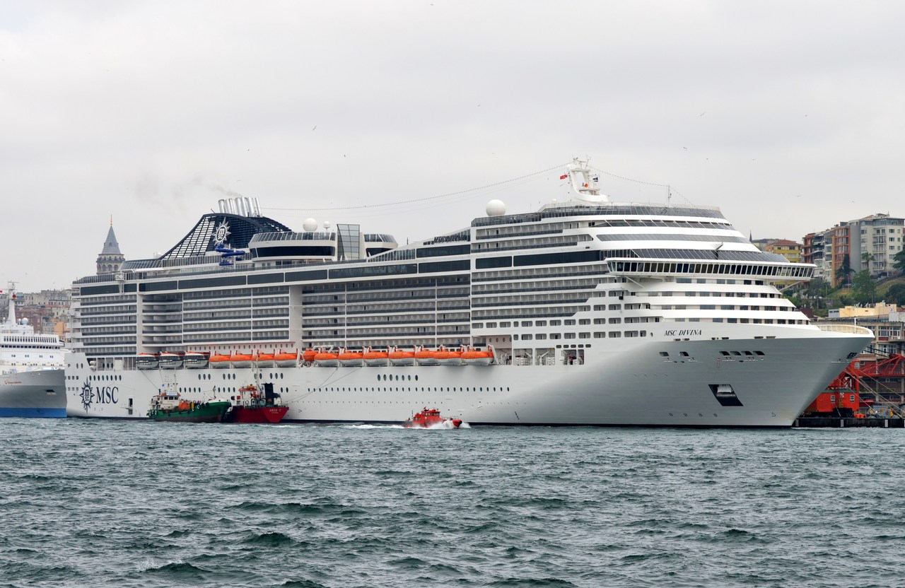 MSC Divina