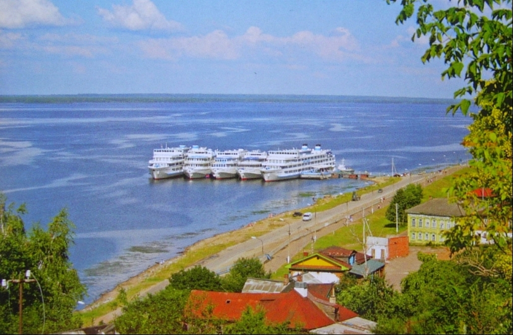 Космодемьянск. Козьмодемьянск Марий Эл. Река Волга Козьмодемьянск. Космодемьяновск Марий Эл. Город Козьмодемьянск Волга Пристань.