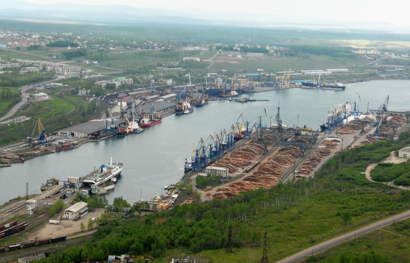 Ванинский морской торговый порт Советская гавань