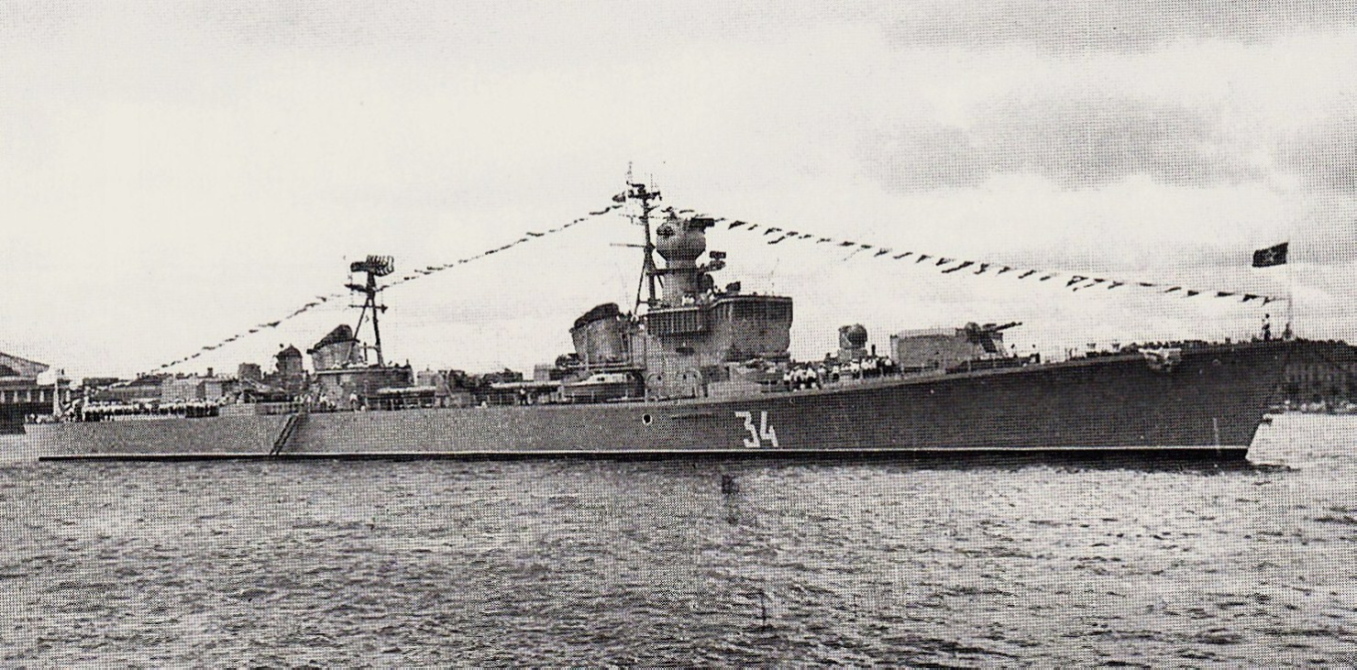 Project 41. Эсминец Бравый 56к. Эсминец Неустрашимый. Эсминец Бравый ВМФ СССР. Бравый эсминец, 1955.