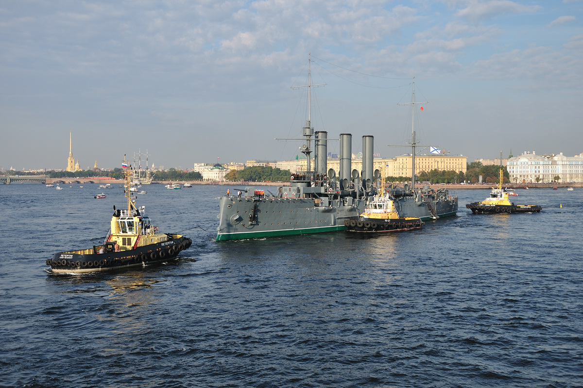 Петергоф, Аврора, РБ-27, Леонид Бочков