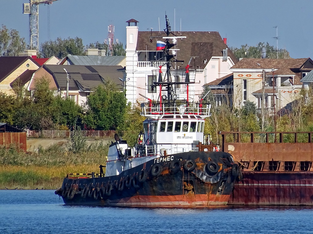 Морской буксир гермес фото