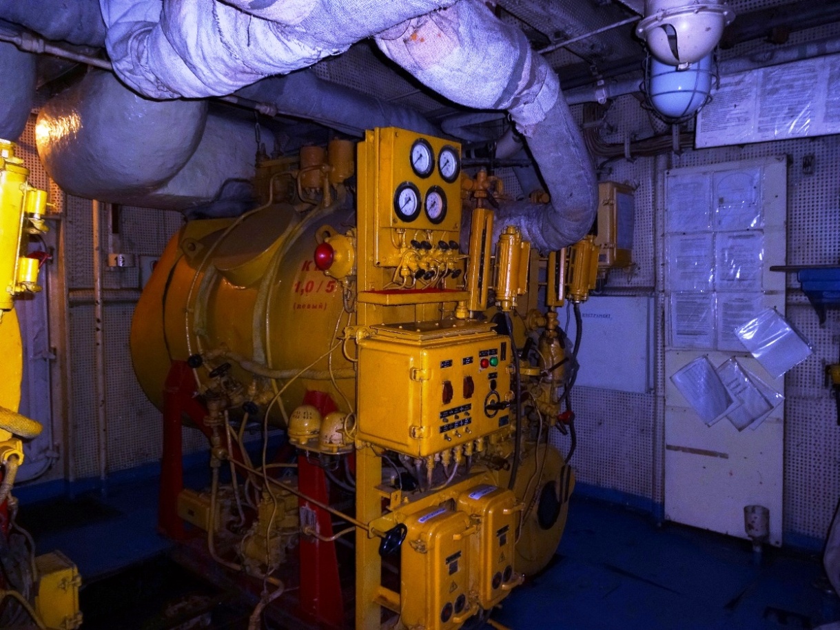 Волгонефть-261. Engine Rooms