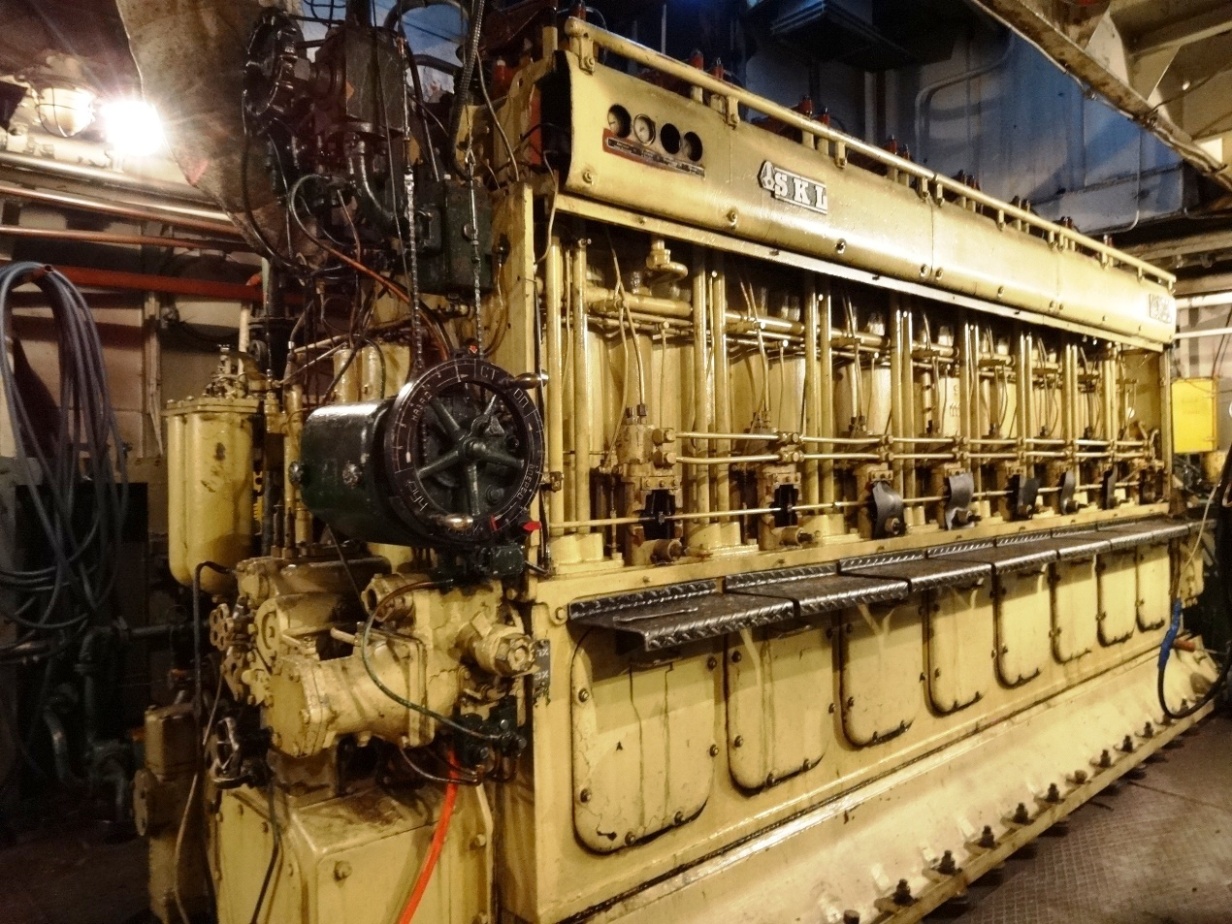 Дунайский-22. Engine Rooms