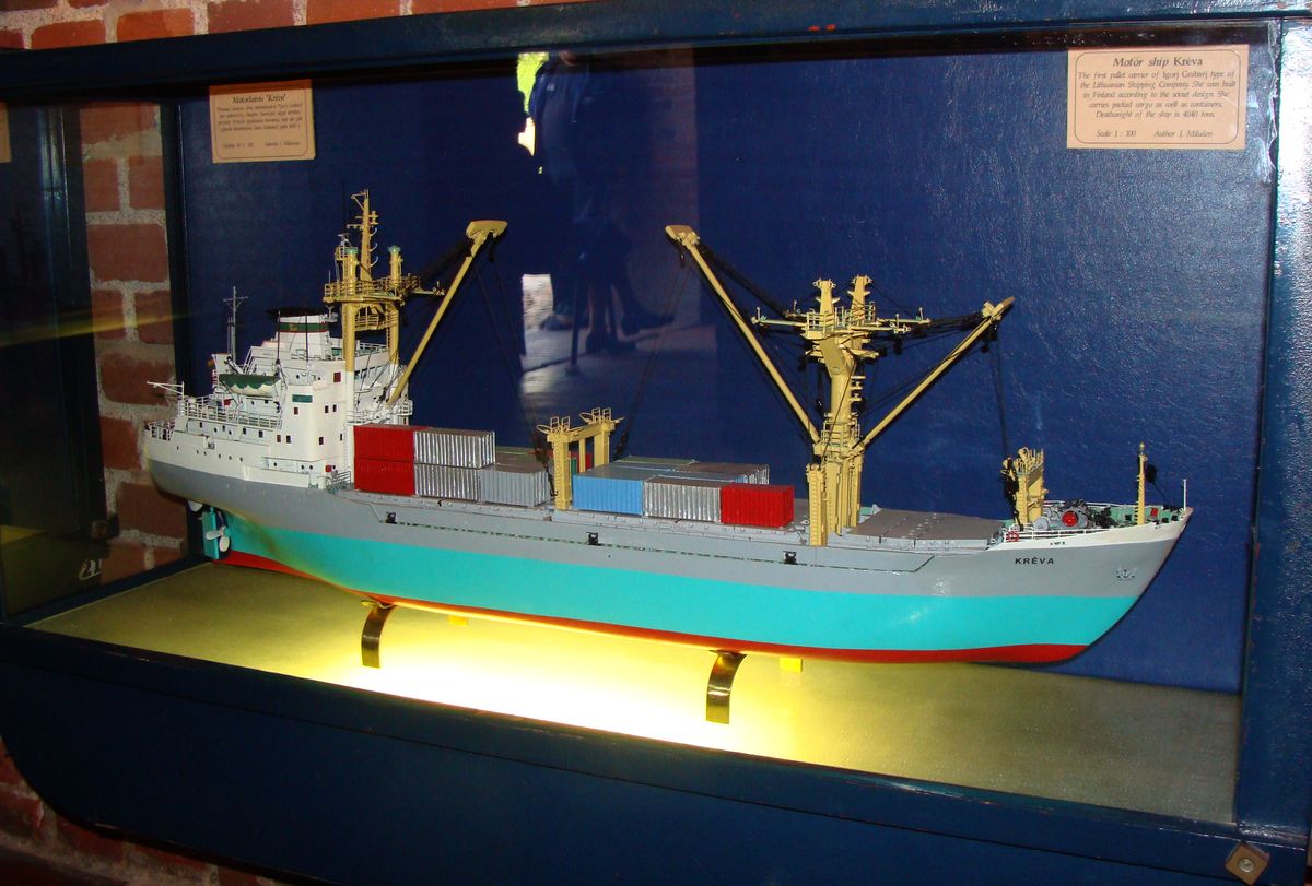 Проекты гражданских судов. Модели судов гражданского флота. Сборные модели гражданских судов. Купить модель гражданских морских судов.